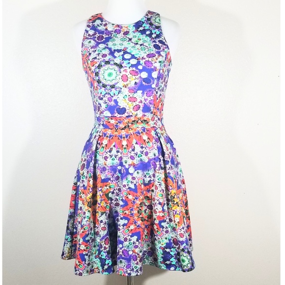 Nanette Lepore Dresses & Skirts - Nanette Lepore Print Fit n Flare Dress